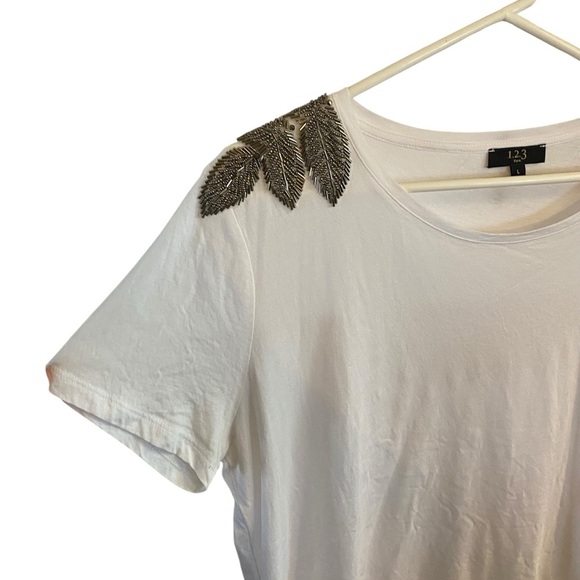 123 White Cotton T-shirt Top Embellished Zirconium Beaded Shoulders blouse - Picture 5 of 8
